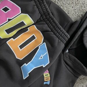 Body by raven Tracy sweatsuit set☑️🩶